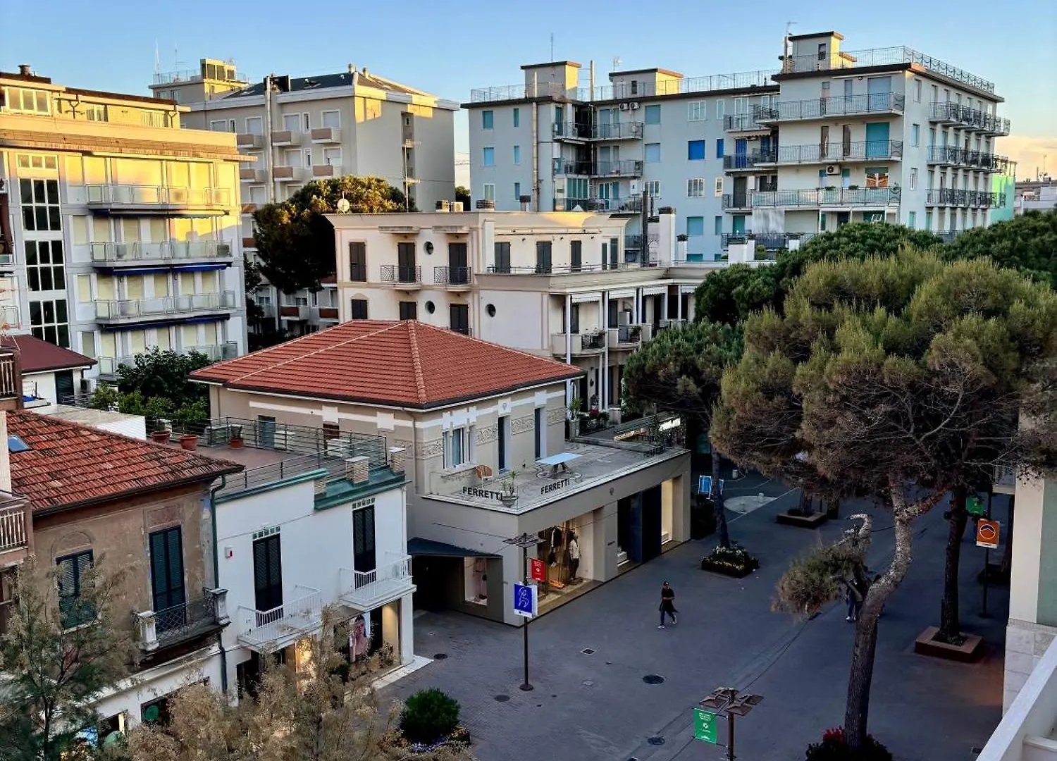 Appartamento Aria Di Mare Su Viale Ceccarini 리치오네 아파트