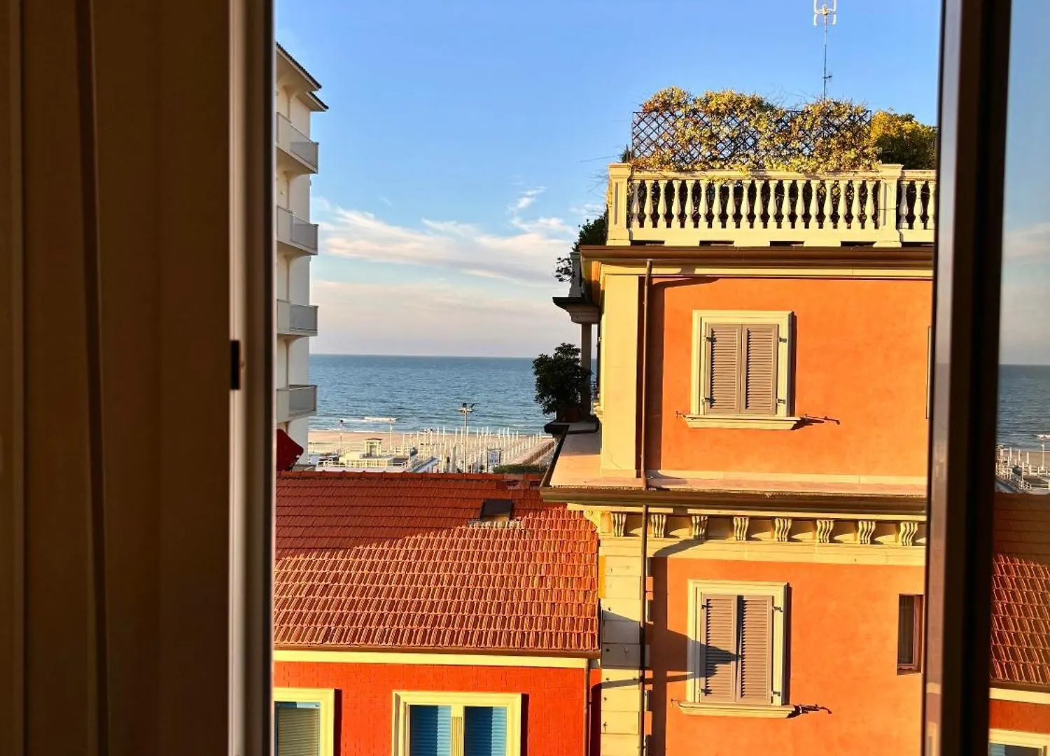 Appartamento Aria Di Mare Su Viale Ceccarini Riccione 0*,  Italy