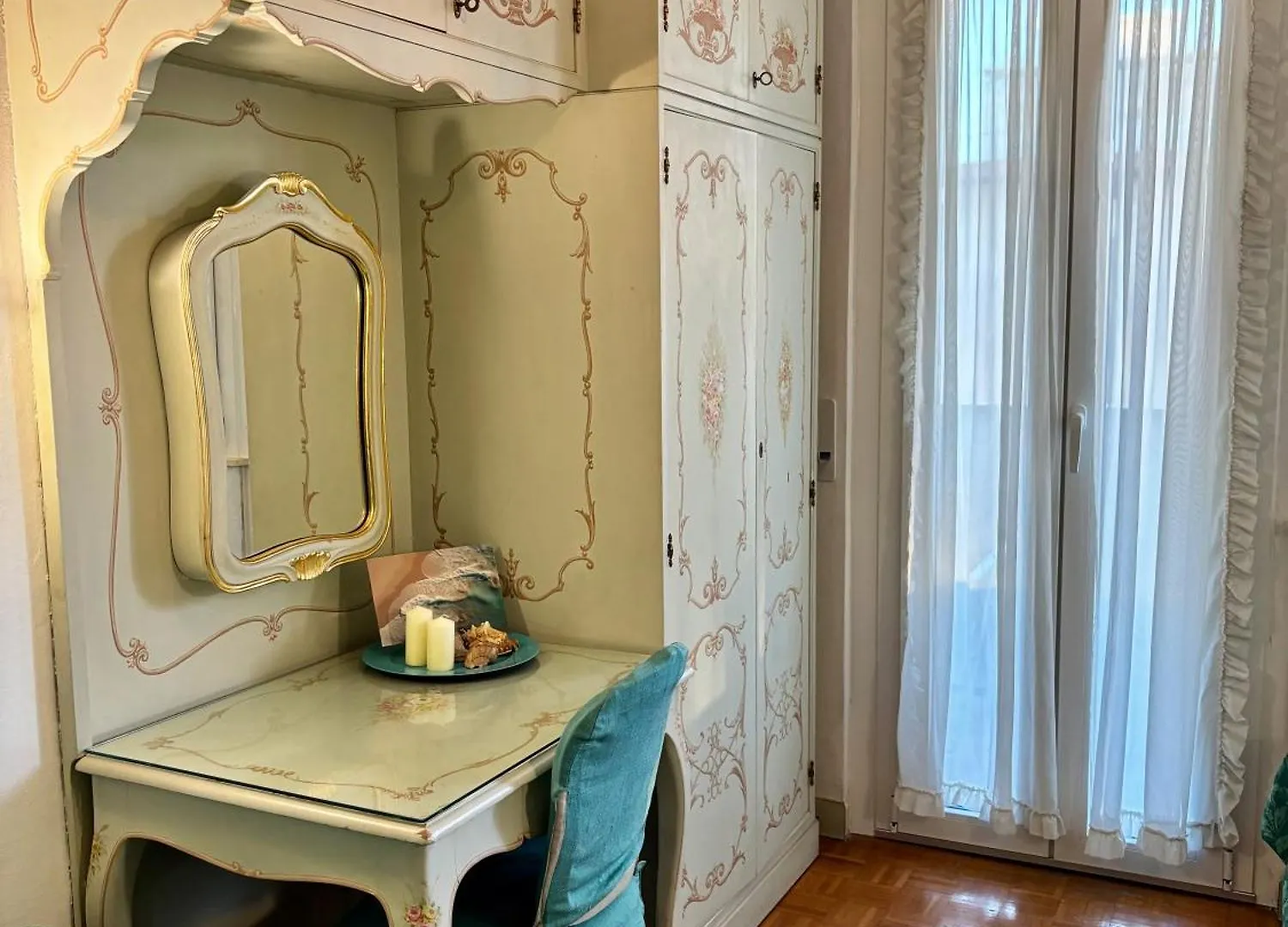 Appartamento Aria Di Mare Su Viale Ceccarini Riccione