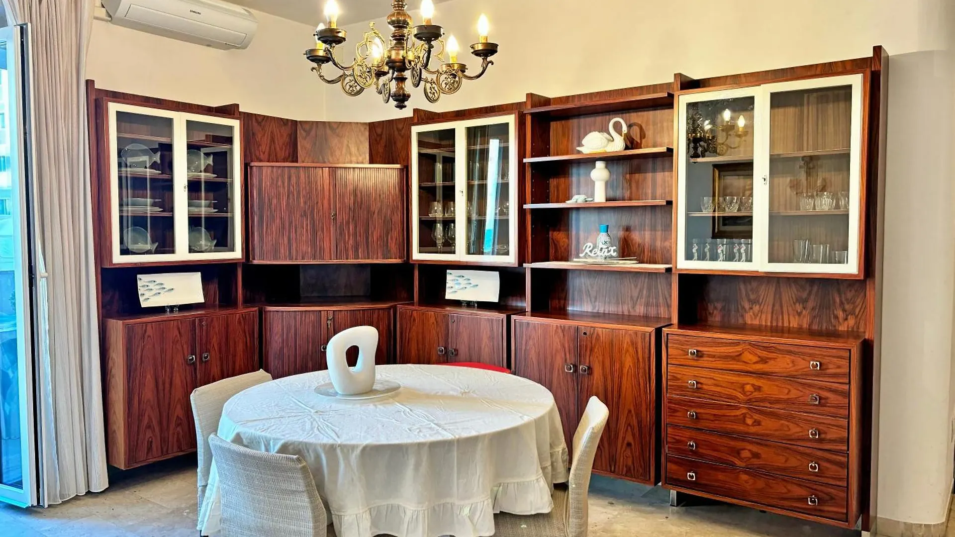 Appartamento Aria Di Mare Su Viale Ceccarini Riccione