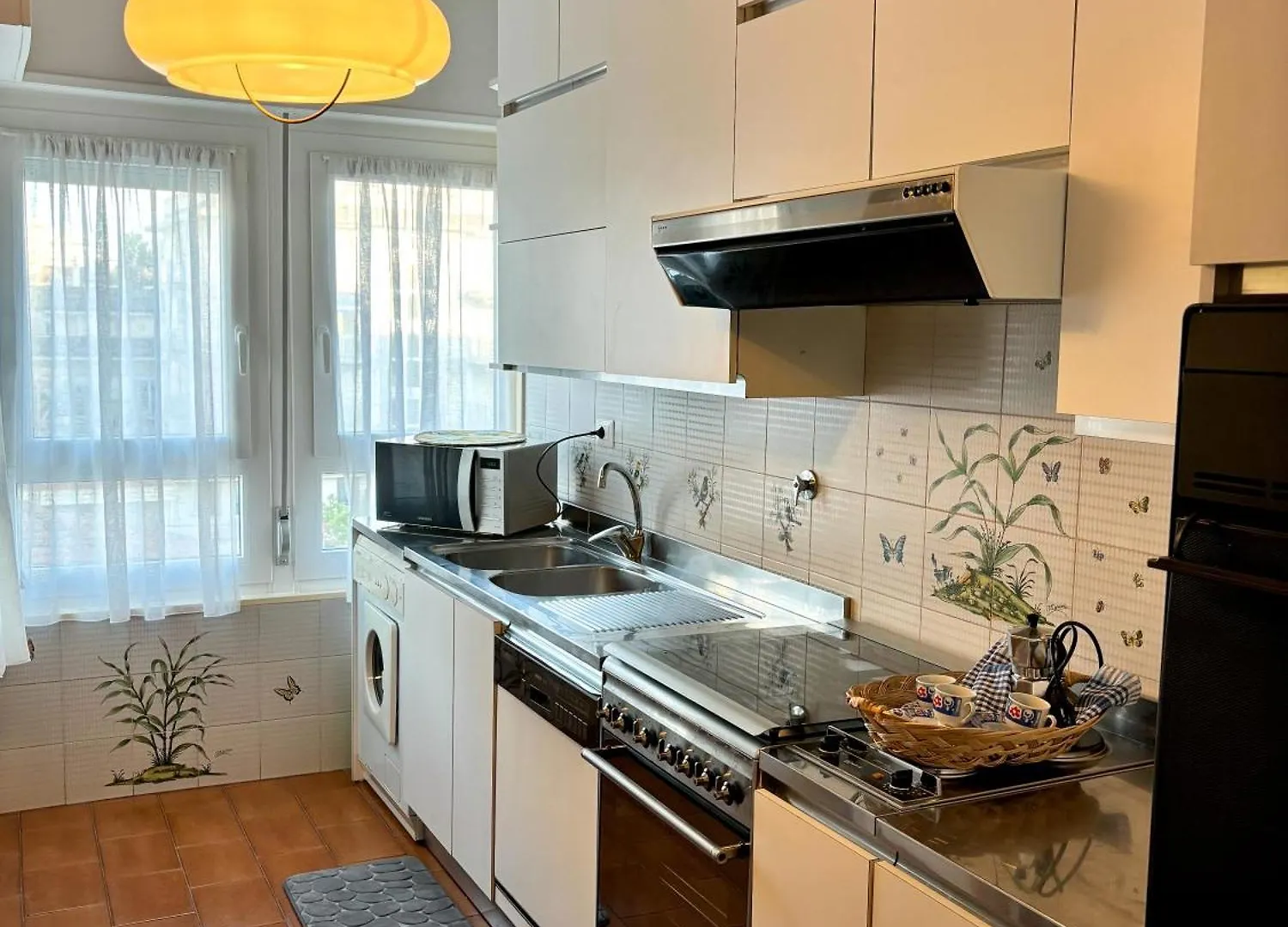Appartamento Aria Di Mare Su Viale Ceccarini Riccione 0*,